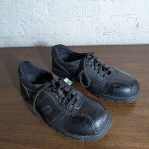Women's steel toe shoes size 7 1/2 E wide
